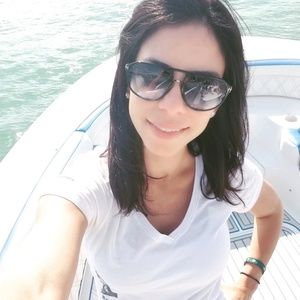 Meet your Posher, Priscilla